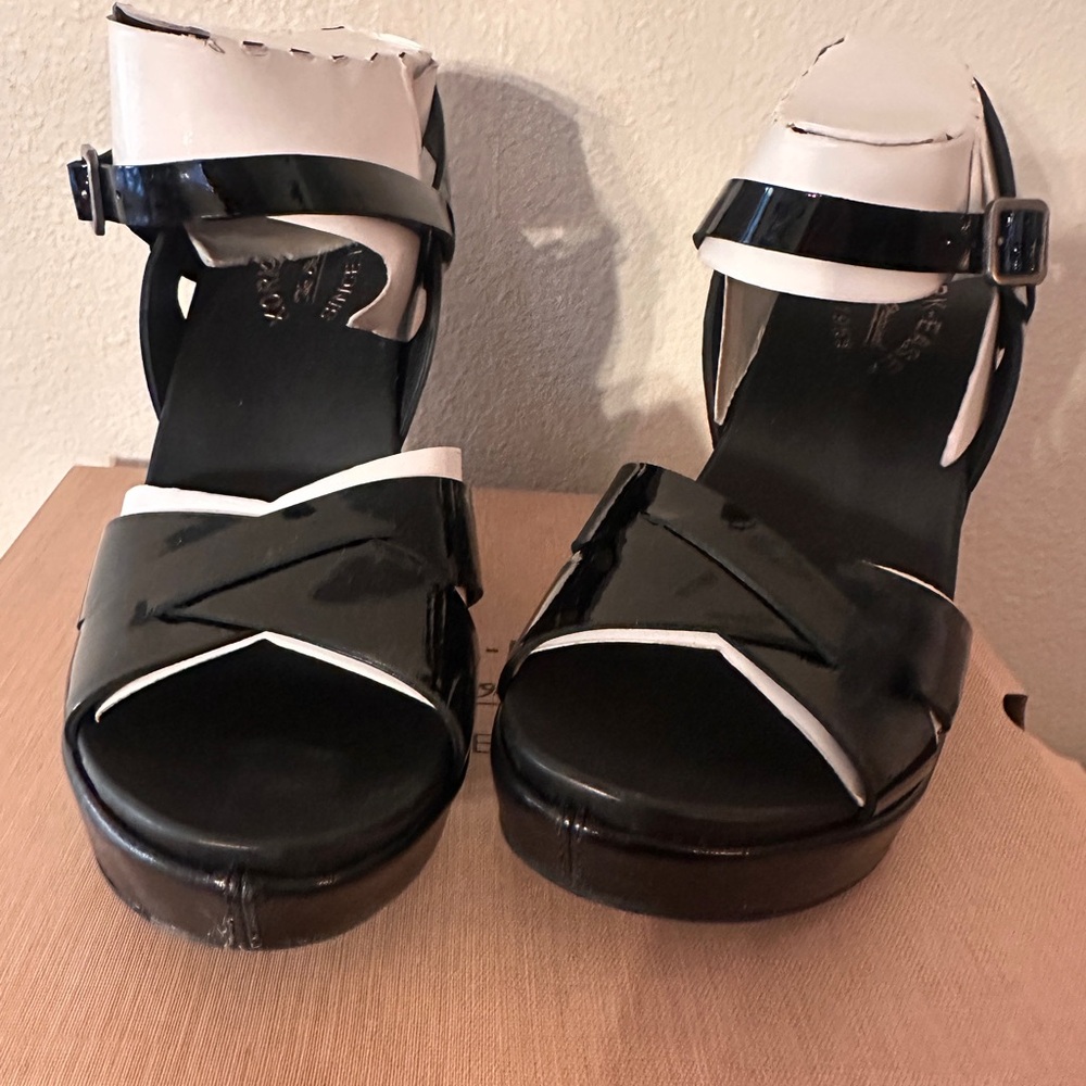 Black and White Women's Platform Sandals